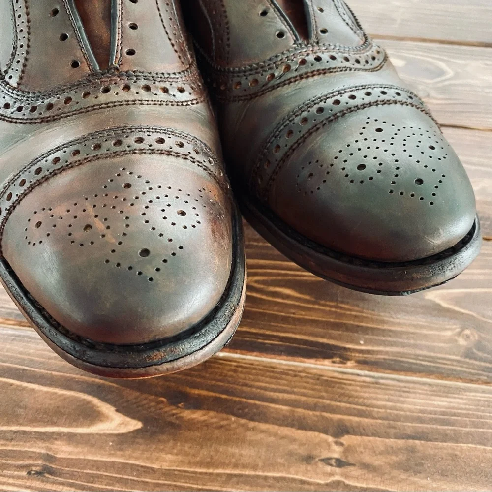 Allen Edmonds Strandmok Style Men’s Genuine Leather Distressed Oxfords Size 8‎